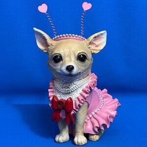 NEW CHIHUAHUA LOVE PRINCESS ABSOLUTELY GORGEOUS AND ADORABLE STATUE / FIGURE